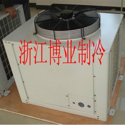 頂出風(fēng)冷凝器 FNU型4HP箱式一體機(jī)組風(fēng)冷冷凝器 蒸發(fā)器 面積45㎡