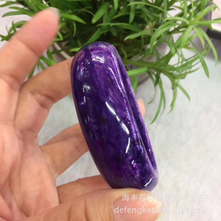 廠家批發(fā)貨源工廠原料加工紫龍晶手鐲紋路好女士佩戴高端大氣手鐲