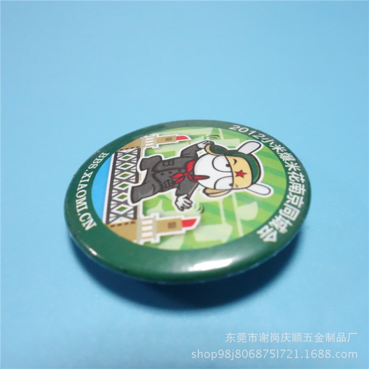廠家定制 馬口鐵閃光徽章 led發(fā)光胸章胸徽 廣告禮品胸章 胸牌