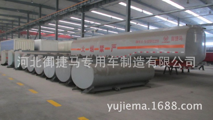 遼寧 成品油罐 儲水罐密封罐供應儲罐大型儲油罐埋地油罐 價格