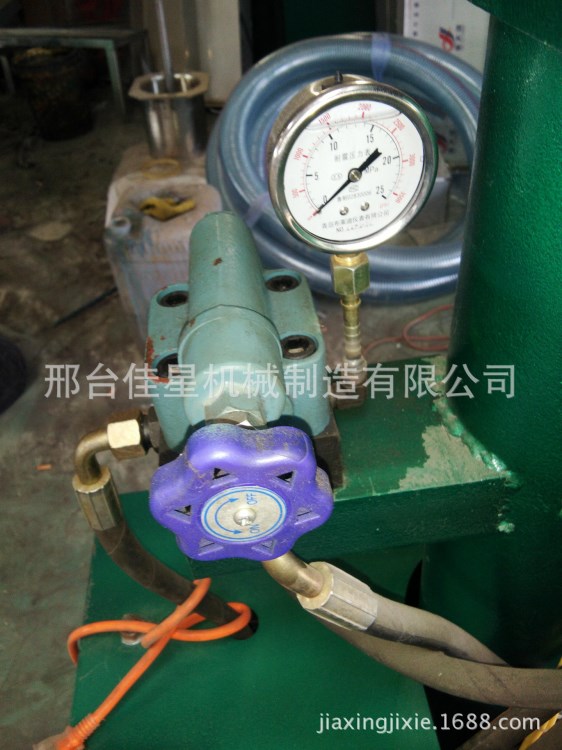 新品撒子機(jī)美味撒子機(jī) 長(zhǎng)壽面條機(jī) 噴油麻花機(jī) 盤(pán)條機(jī)不銹鋼