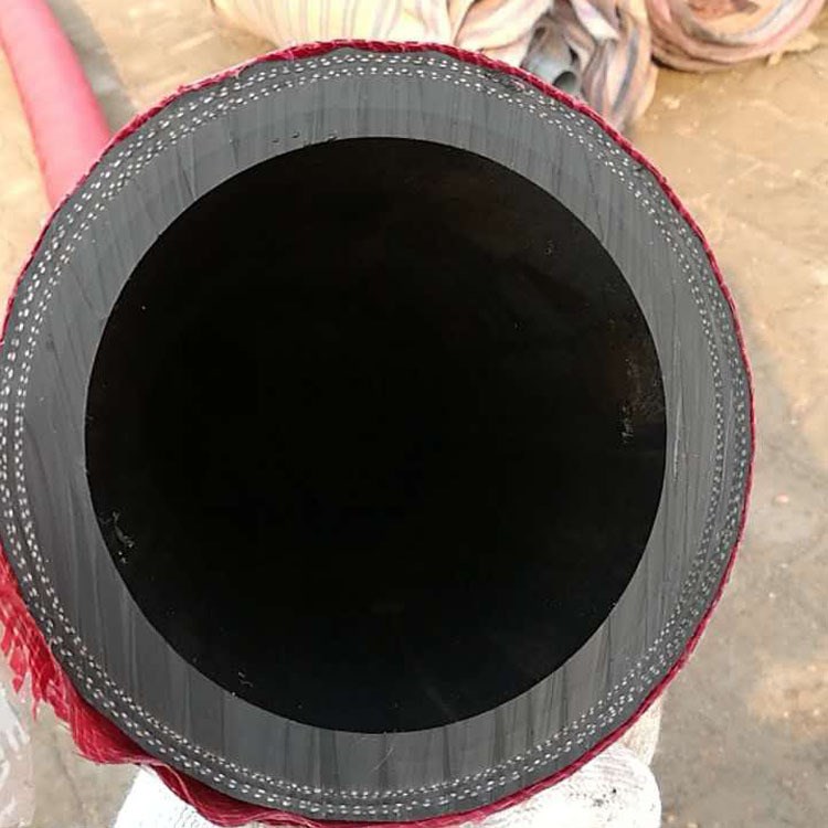 廠家直銷大口徑鋼絲螺旋耐磨噴砂橡膠管