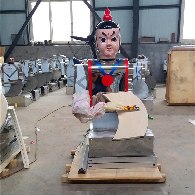 新型電腦版機器人刀削面機新一代刀削面機外觀奪人眼球的刀削面機