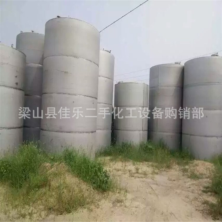 山東佳樂出售不銹鋼儲罐/食品儲罐/白酒儲罐/不銹鋼稀配罐濃配罐