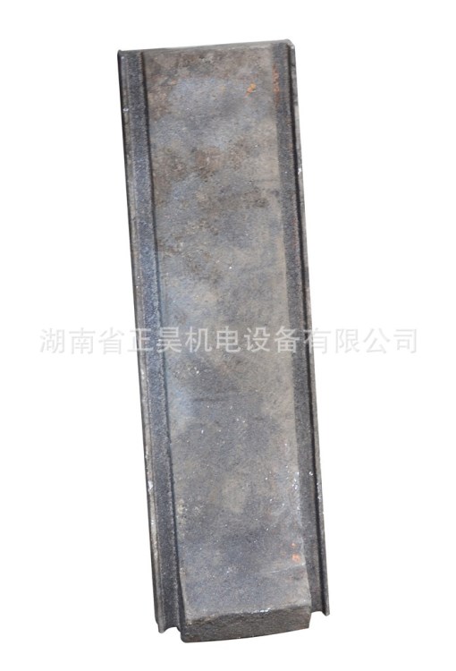 供應拋丸機配件 拋頭配件 各種型號的拋丸機耐磨護板 拋丸機葉片.