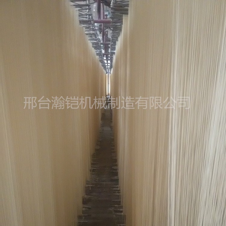直排式掛面烘干流水線 不銹鋼全套面條烘房運行設備 現貨面條機
