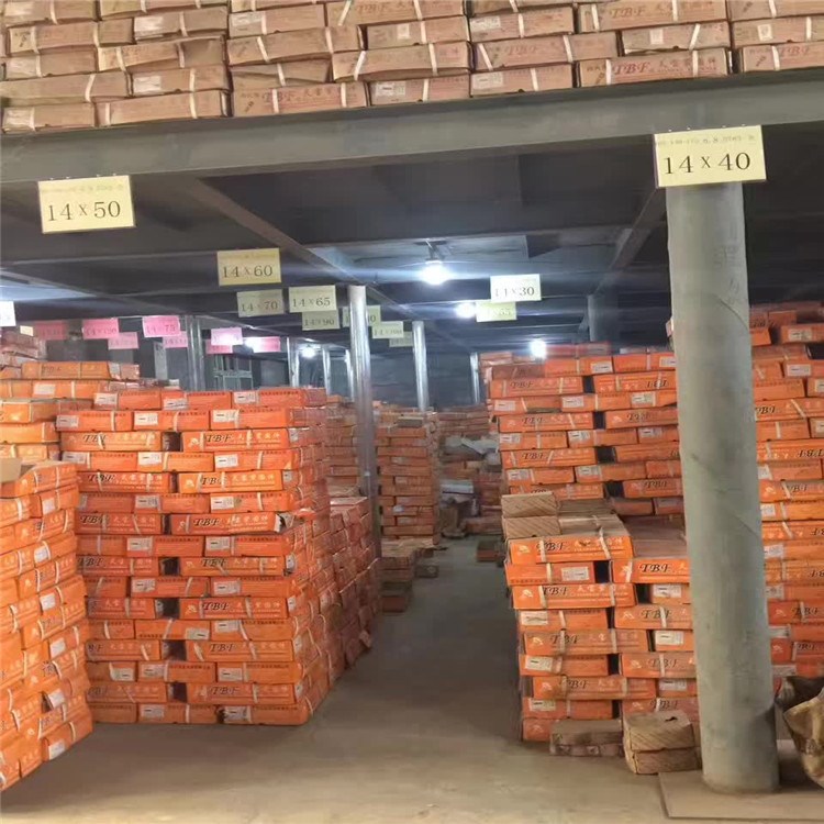 上海天寶牌8.8級高強度鍍鋅螺絲10.9級外六角螺栓天寶內六角螺絲