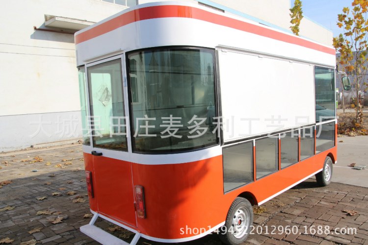 串燒冷飲麻辣燙鐵板燒電動餐車型號  四輪電動餐飲車報價