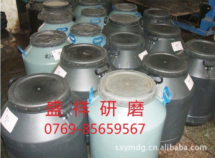 供應不銹鋼光亮劑，不銹鋼拋光劑，不銹鋼光澤劑，不銹鋼拋光膏
