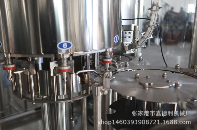 旋蓋包裝機械生產廠家 旋蓋包裝機械生產廠家直銷