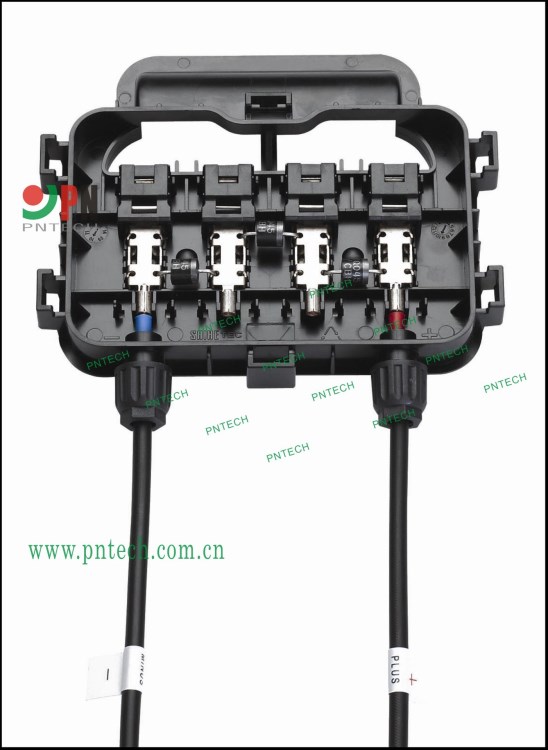 TUV10A光伏組件接線盒