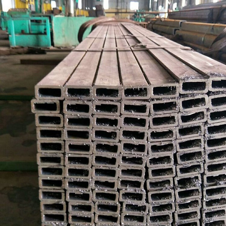 直銷Q235B薄壁矩形方管300*300*6  方矩管300*200*4