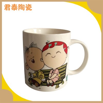 禮品陶瓷杯廠家供應(yīng) 炻瓷公婆卡通禮品杯 情侶磨砂陶瓷馬克杯