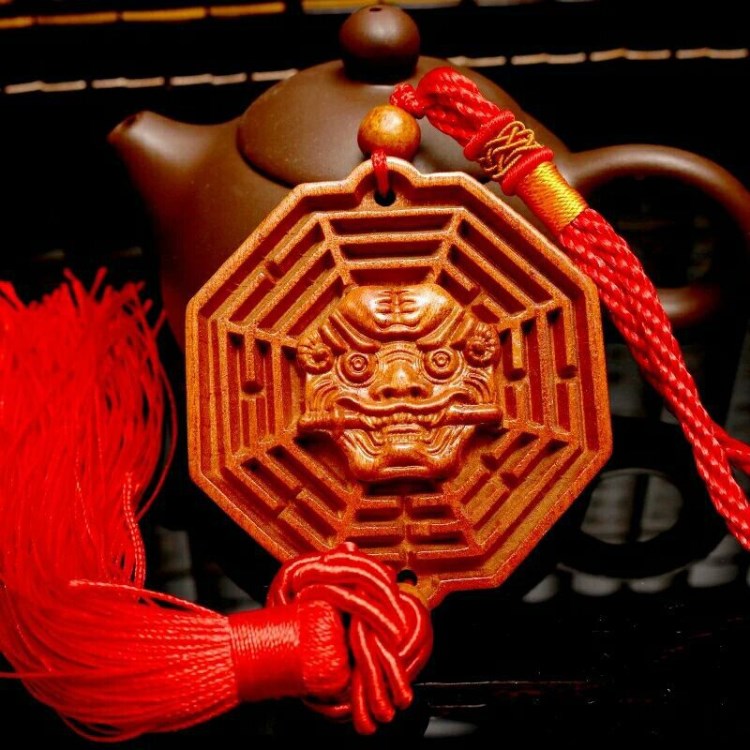 虎頭桃木鏡獸頭八卦鏡 虎頭咬劍 化解廁所衛生間污口煞
