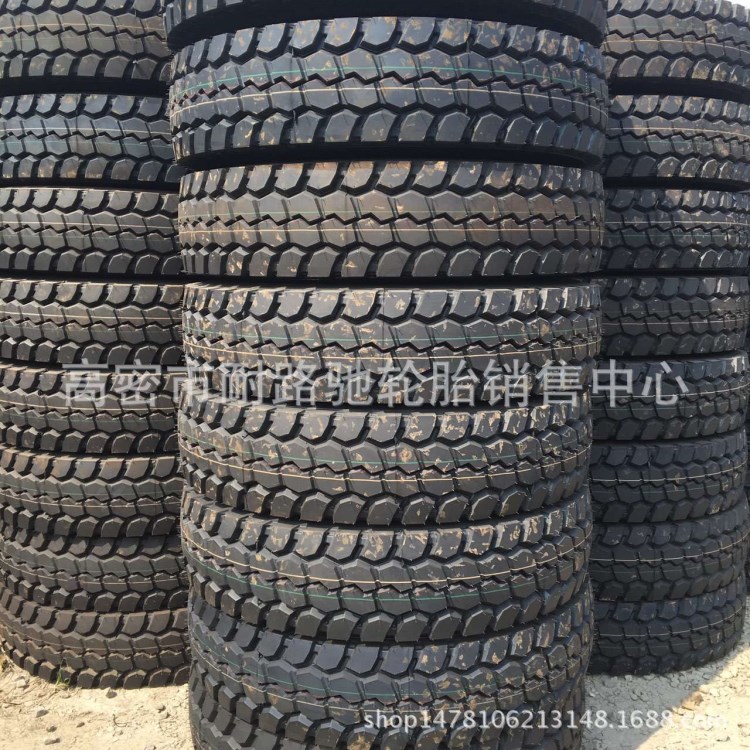 正新子午線鋼絲胎1100R20 11R22.5載重貨車(chē)拖車(chē)輪胎