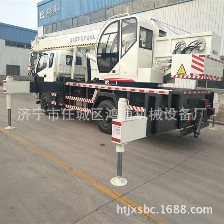 山東吊車 12t懸臂式起重機(jī)卸貨吊車四輪吊車 行車起重機(jī)