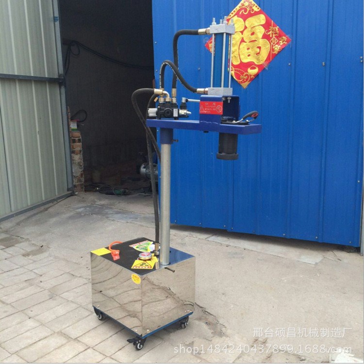 新款立式液壓饸饹面機(jī) 電動(dòng)小型饸烙機(jī)