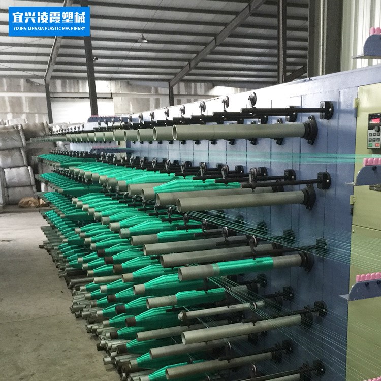 廠家直銷塑料圓絲拉絲機漁網(wǎng)絲假發(fā)絲PET刷絲生產(chǎn)機組歡迎選購