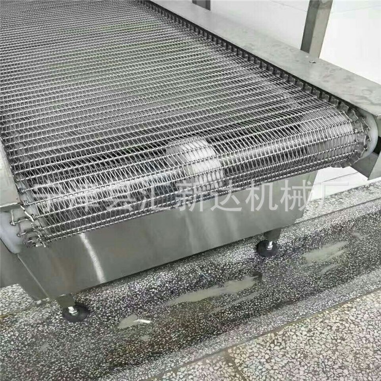 小型食品流水線輸送機(jī)  旋轉(zhuǎn)小火鍋輸送機(jī) 山東 網(wǎng)帶輸送機(jī)