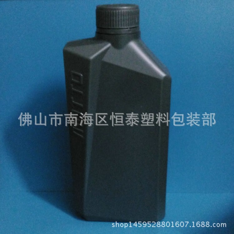 廠家供應(yīng)1L摩托車機(jī)油瓶 1000ml機(jī)油包裝壺 PE塑料罐 定制塑料桶