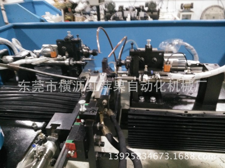 廠家供應多軸攻牙機，多頭攻牙機，多工位數控車床