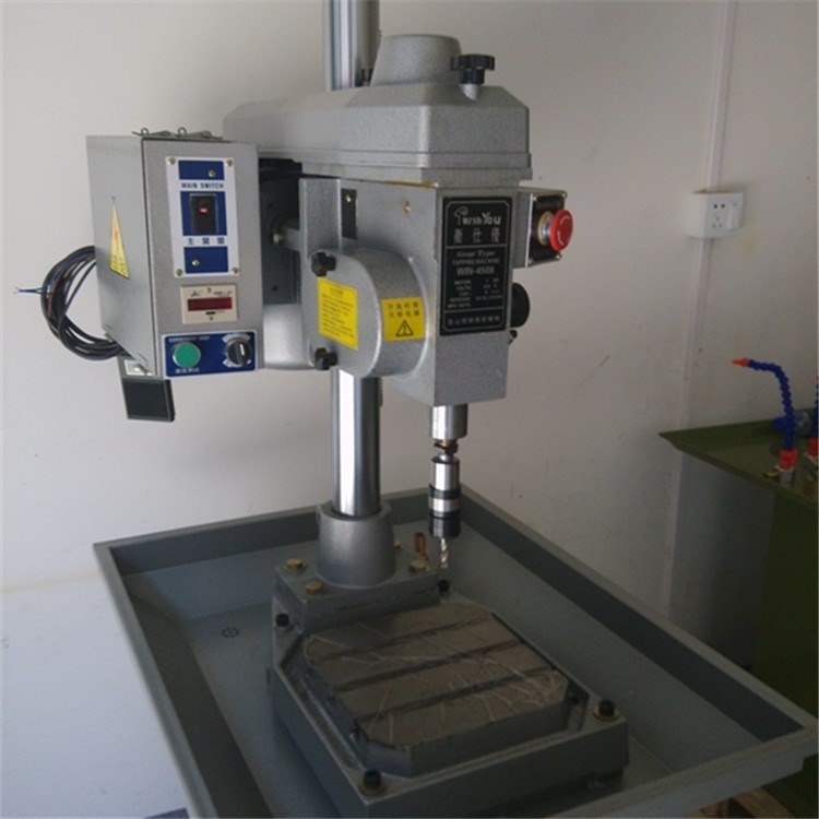 齒輪式牙距自動攻絲機EH- 223 攻絲直徑16mm 配攻絲專用夾頭