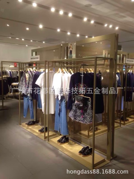 高品質(zhì)男裝品牌UR服裝貨架 展示架 不銹鋼拉絲青古銅色