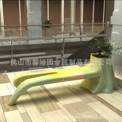 商場(chǎng)過道休息區(qū)異形座椅彩繪卡通玻璃鋼休閑椅時(shí)尚美陳裝飾躺椅