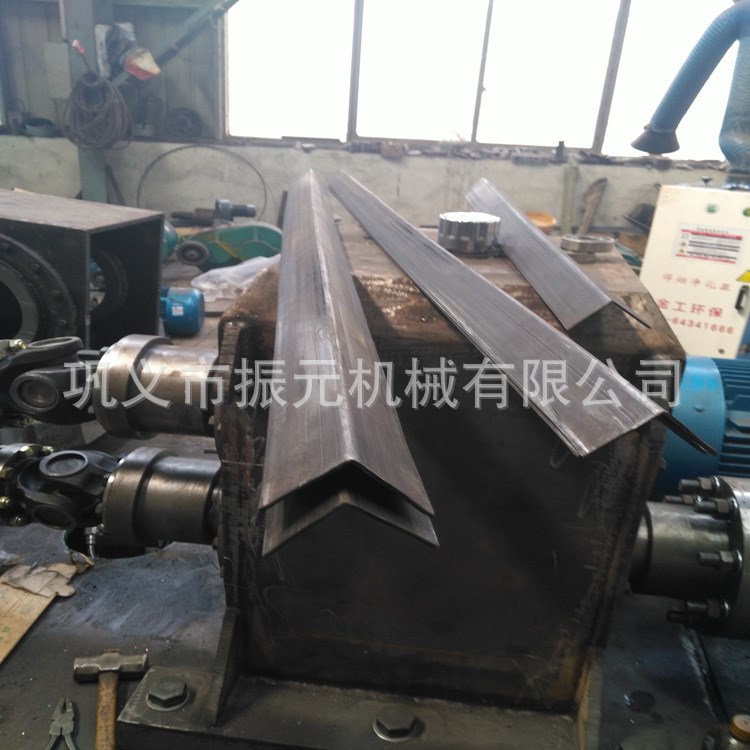 天津冷軋扁鋼設(shè)備 全自動扁鋼連軋機(jī) 角鋼冷軋機(jī)現(xiàn)場就是實(shí)力