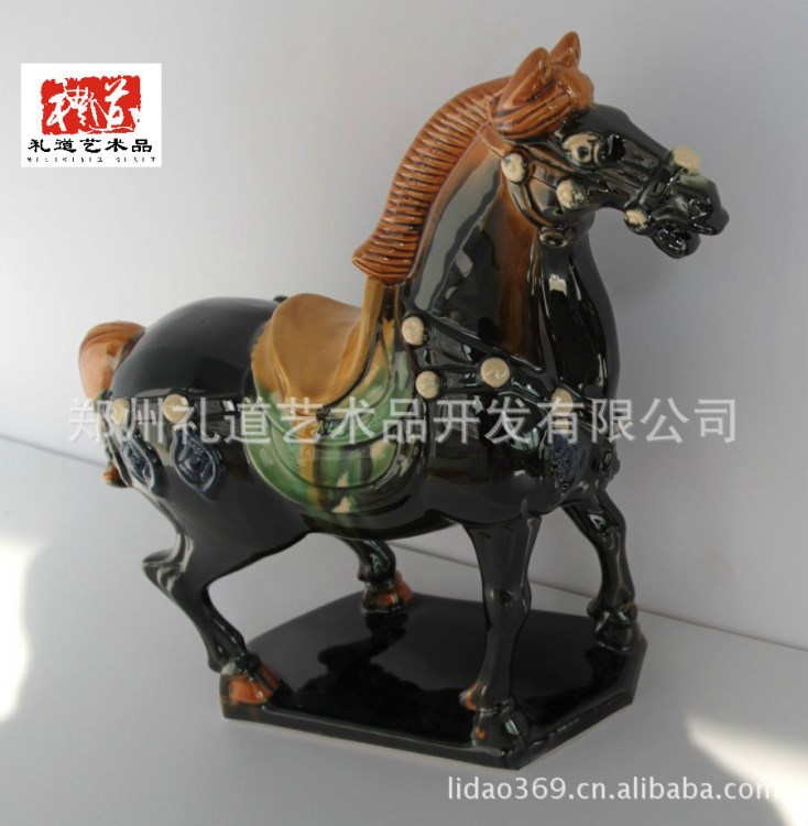 鄭州唐三彩紀(jì)念品  河南特色旅游紀(jì)念品 商務(wù)會(huì)議招商會(huì)紀(jì)念品