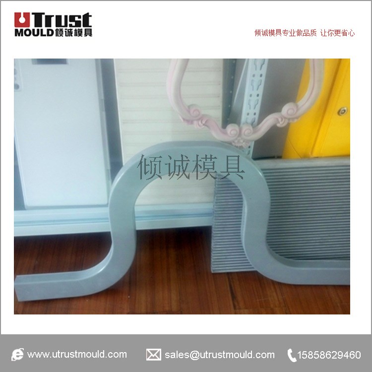 電子電器行業(yè)SMC線槽模具