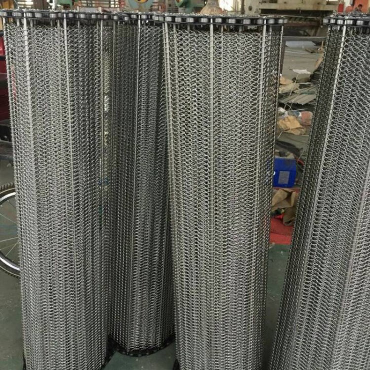 不銹鋼網(wǎng)鏈輸送帶304廠家直銷 非標(biāo)定制耐高溫食品加工流水線網(wǎng)鏈