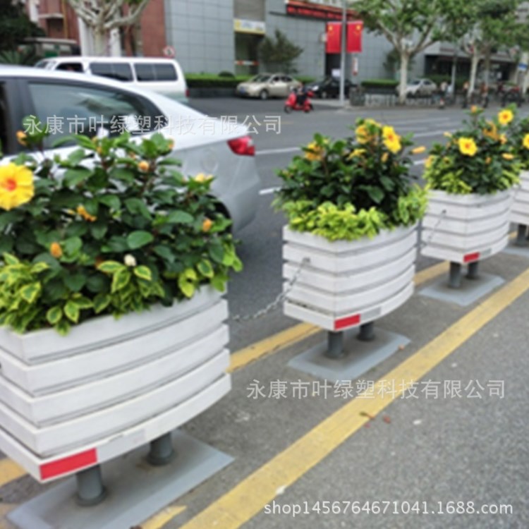 廠家供應(yīng)一桶一鏈防腐花箱 戶外道路隔離帶花箱園林花箱可定制