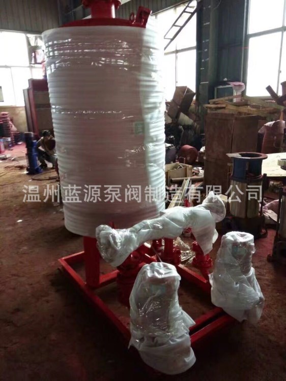 恒壓消防供水設備落地膨脹水箱環(huán)保科技膨脹供水機組自來水穩(wěn)壓罐