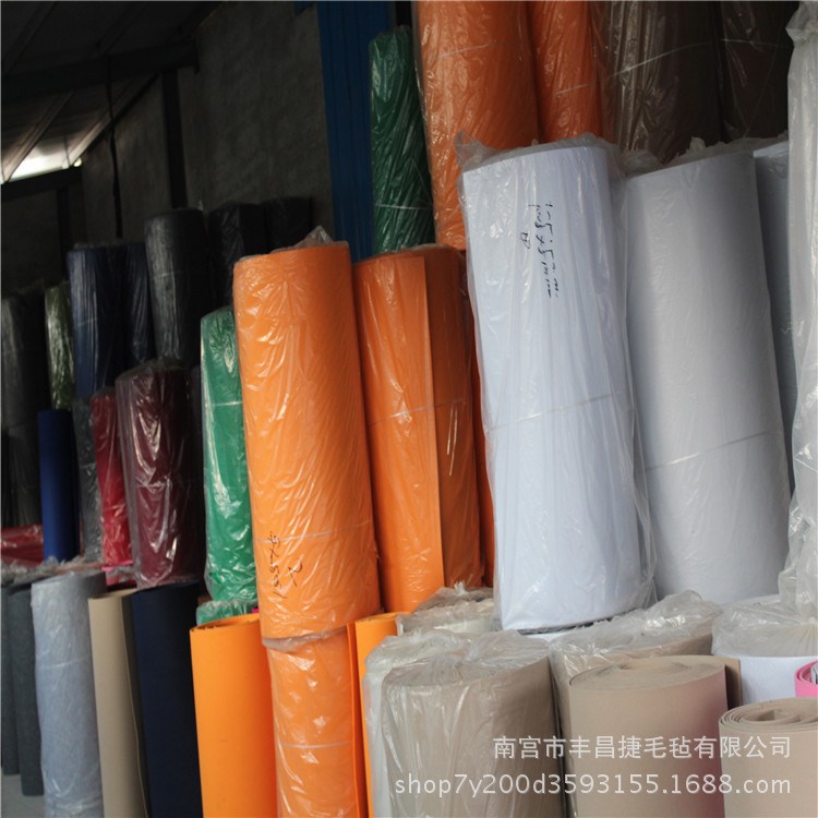 直銷(xiāo)工業(yè)羊毛氈彩色毛氈吸油耐磨防塵隔音防震耐高溫隔熱支持訂做