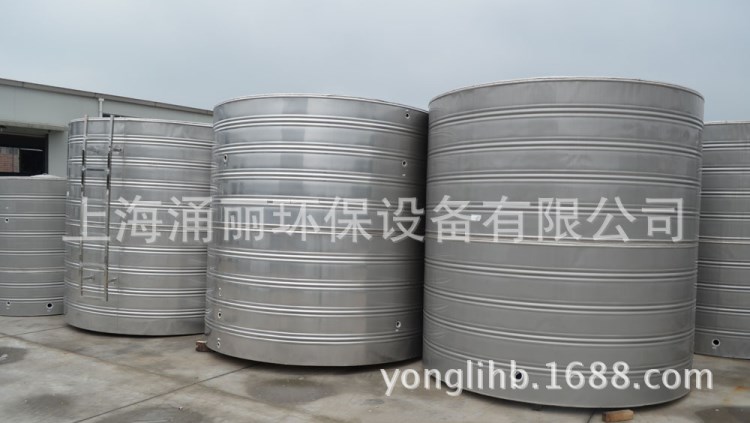 供應(yīng)各種規(guī)格水箱、方型、臥式、保溫 不銹鋼水箱