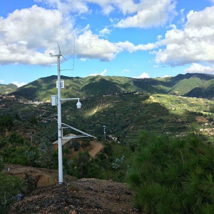 中商國通太陽能監控供電系統大華槍機水利礦山森林園區監控