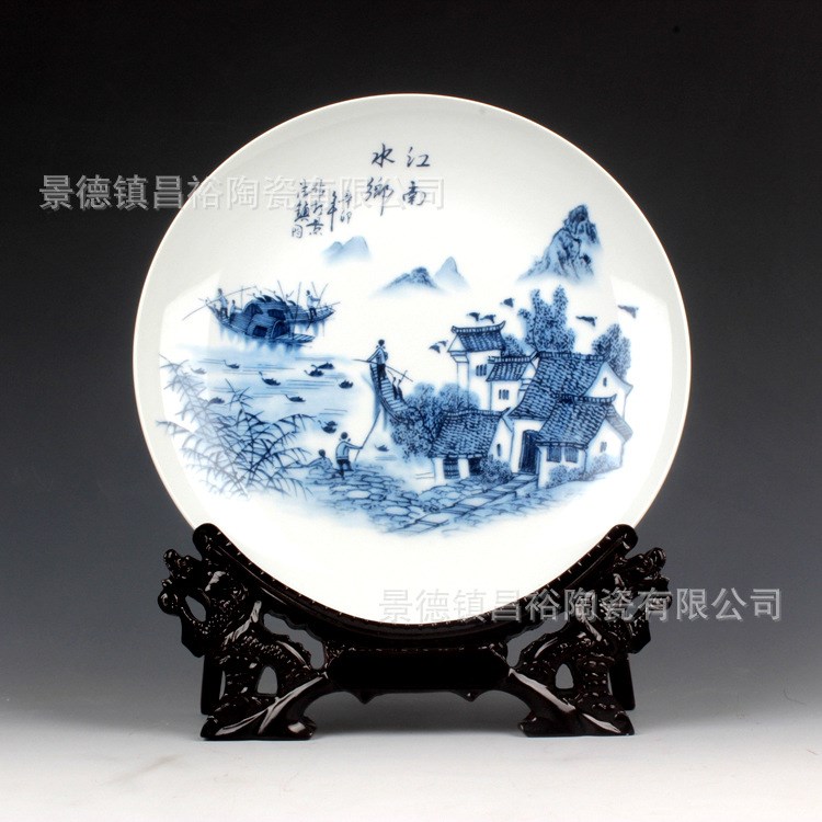 昌裕 景德鎮(zhèn)陶瓷器江南水鄉(xiāng)裝飾掛盤(pán)現(xiàn)代時(shí)尚家居客廳擺設(shè)擺件