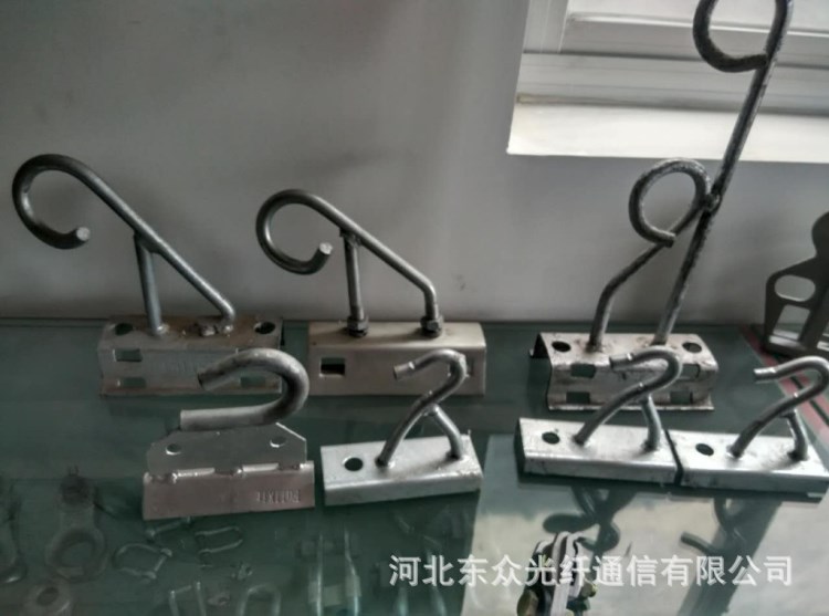 東眾光纖 光纜金具 耐張 懸垂線夾  通信鐵件 鐵附件 防震錘