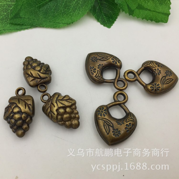 diy复古饰品配件 CCB葡萄心形多款古青铜挂件 手链项链材料