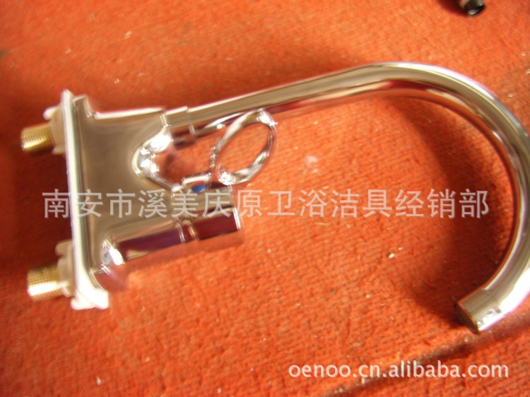 供應(yīng)廠家批發(fā)OENOO歐爾諾板凳菜盆水龍頭水曖衛(wèi)浴潔具廚房菜盆