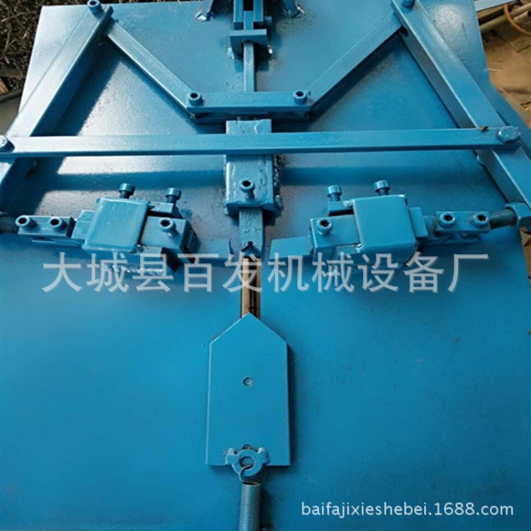 半自動(dòng)金剛網(wǎng)紗窗組角機(jī)腳踩腳踏鋁合金門窗組角機(jī)撞角機(jī)
