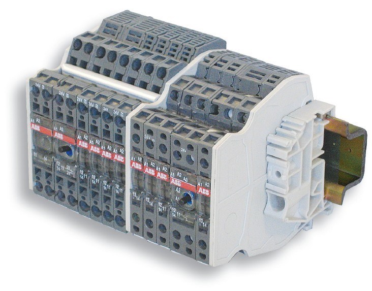 ABB	光電耦合器端子	OBRIC0100 48-60VAC/DC (R600)	10094174