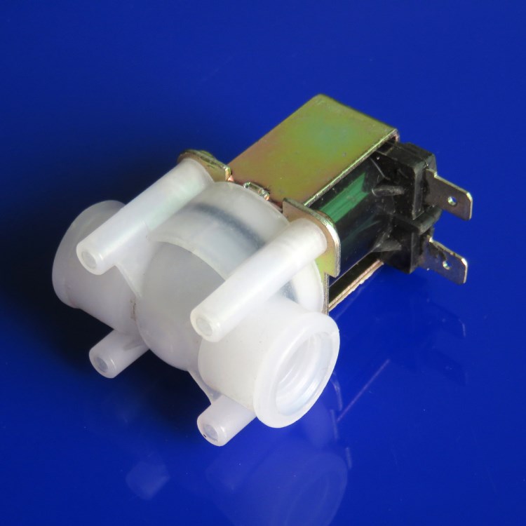 G1/4內(nèi)螺牙 常閉進(jìn)水閥，2分PE管快接頭 12V電磁閥