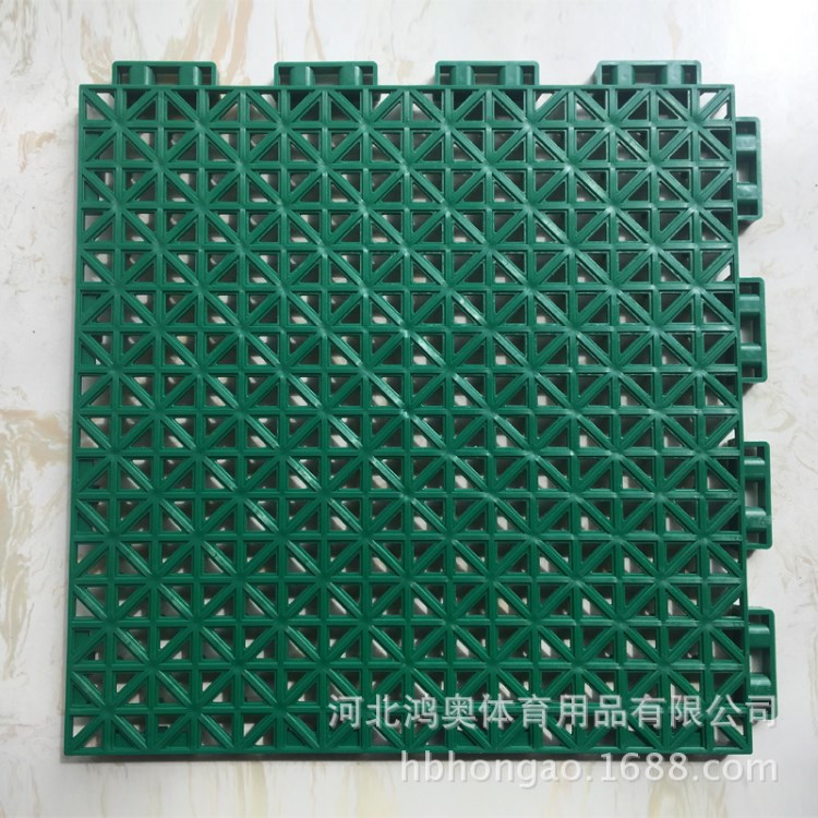 廠家直銷 大米格 羽毛球乒乓球網(wǎng)球場幼兒園懸浮拼裝地板塑料PP