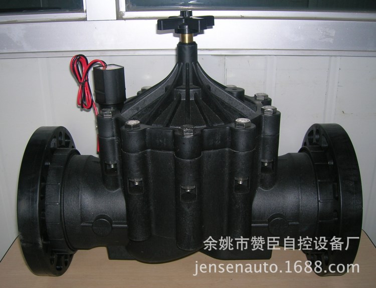 可以干電池太陽能自動控制大田草場節(jié)水灌溉大口徑電磁閥
