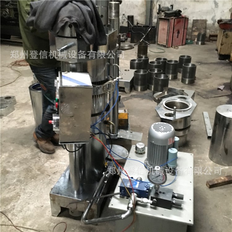 大型230商用液壓芝麻榨油機 大豆 茶籽榨油機  歡迎光臨