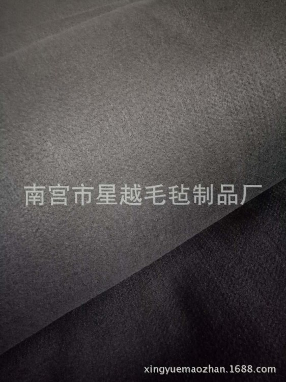 羊毛氈布公路養(yǎng)護(hù)氈防寒氈防腐吸油透水耐磨環(huán)保新型水泥毯黑心棉