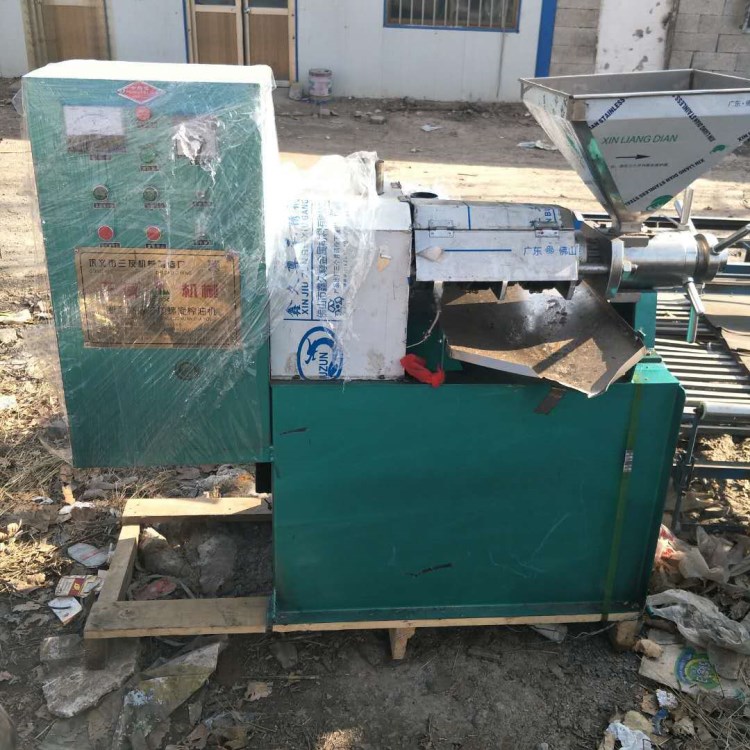 轉讓二手螺旋榨油機，二手大豆油榨油機