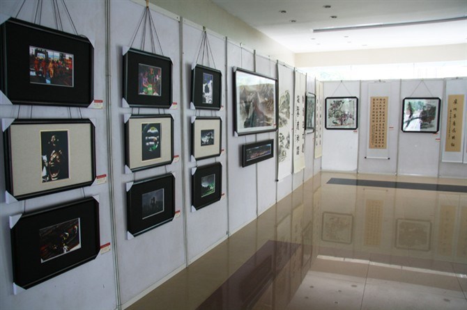 常熟鑫宇展示架 展覽鋁材 文化館展覽板八棱柱展板 廠家定制批發